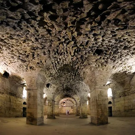 Ag Residence, Old Apartment